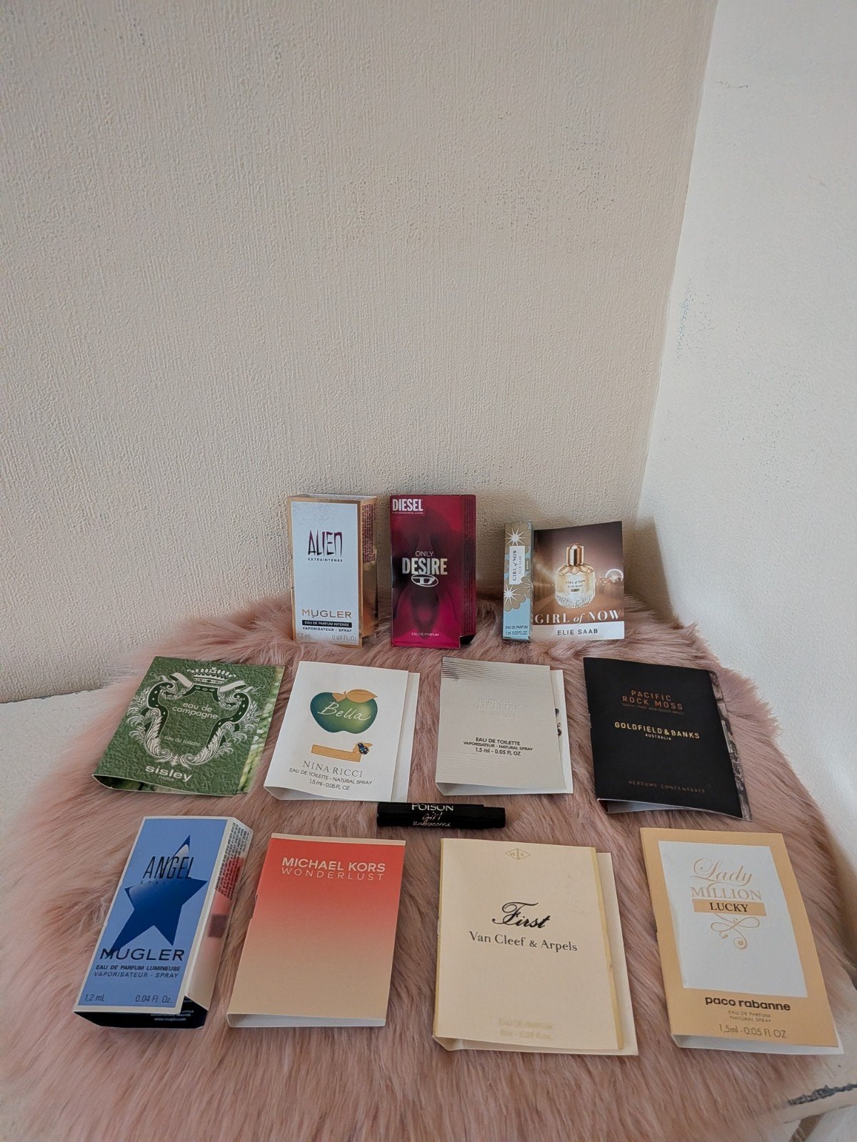 Lot parfumstaaltjes, Handtassen en Accessoires, Uiterlijk | Parfum, Ophalen of Verzenden