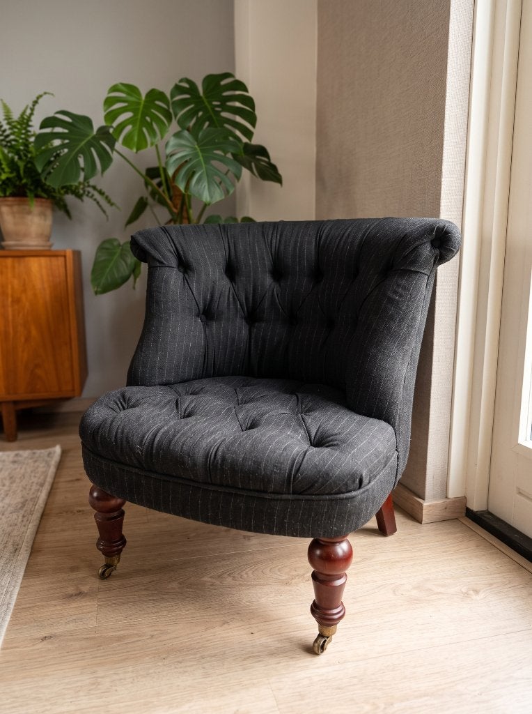 Klassieke gecapitonneerde fauteuil Chesterfieldstijl, Enlèvement, Comme neuf, Bois