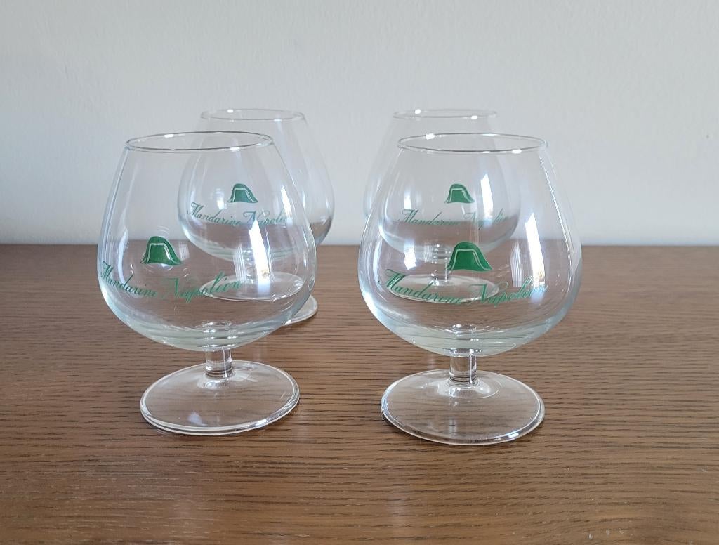 LOT DE DIFFERENTS VERRES, Enlèvement, Comme neuf, Autres types