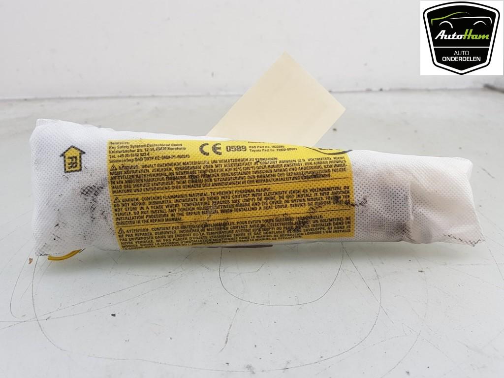 AIRBAG SIEGE Toyota Yaris III (P13) (|739200D062|), Autos : Pièces & Accessoires, Utilisé, Toyota