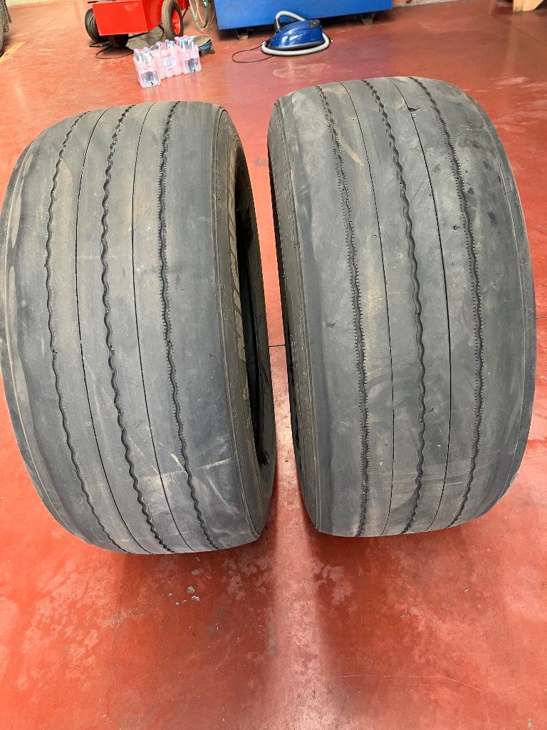 Te koop: vrachtwagenbanden Michelin 385/55 R22,5 X-Line, Ophalen of Verzenden, Gebruikt, Overige merken