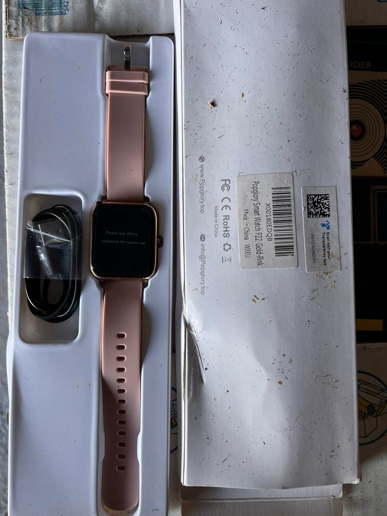 Montre connectée jamais utilisée, Enlèvement, Neuf