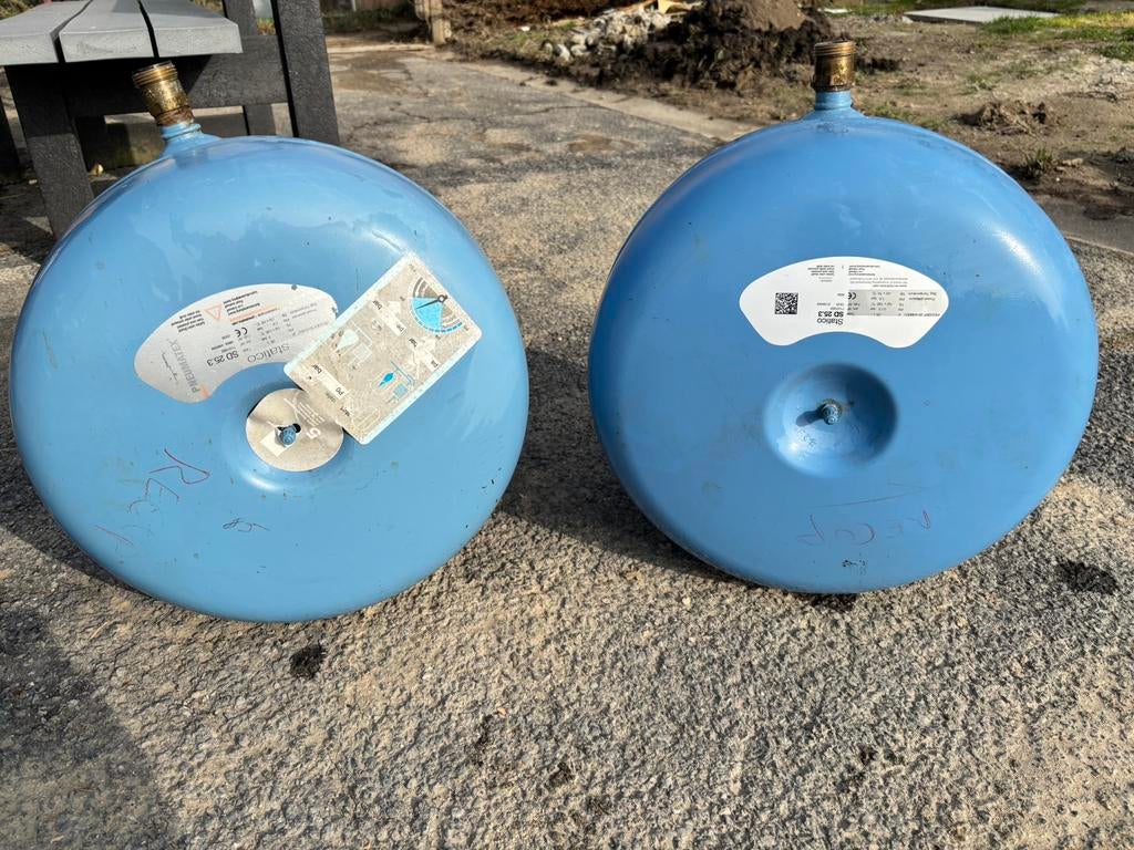 expansievat 25L Statico SD25.3. 70 euro per stuk., Doe-het-zelf en Bouw, Chauffageketels en Boilers, Ophalen, Gebruikt