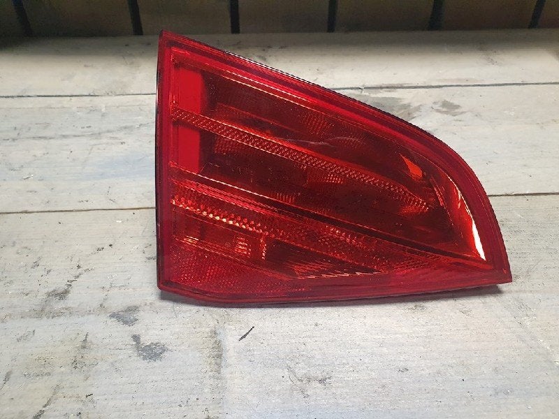ACHTERLICHT LINKS Audi A4 Avant (B8) (|8K9945093|), Gebruikt, Audi