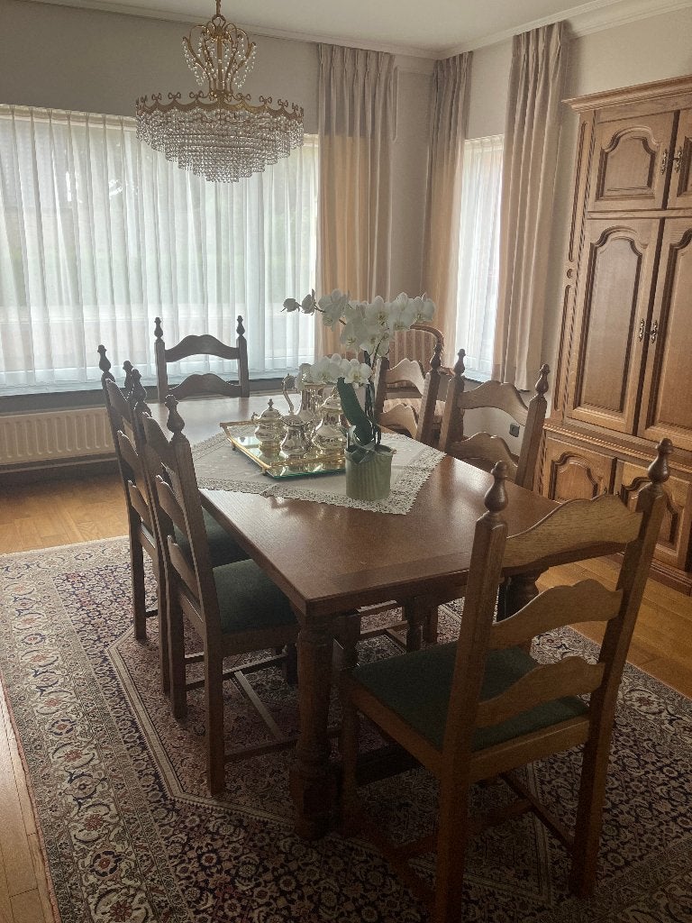 Eiken tafel inclusief 6 stoelen, Ophalen