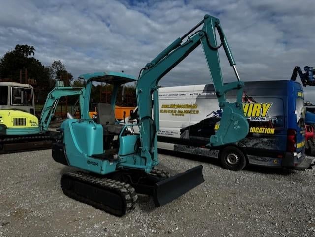 Mini pelle 2.5 Tonnes Yanmar B 25 v tres bon etat, Enlèvement, Excavatrice