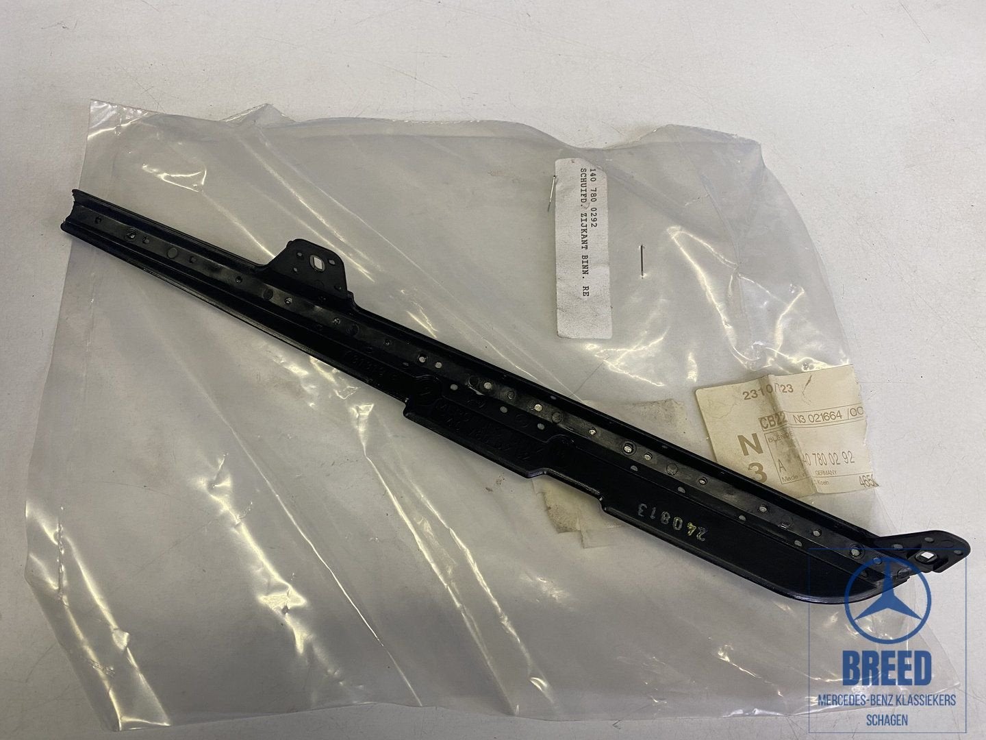 NOS afdekking schuif-kantel-dak rechts Mercedes W124 W126 W1, -, Nieuw, Ophalen of Verzenden, -