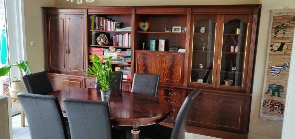 Salle à manger complète: Wandkast + tafel + kastje, Enlèvement