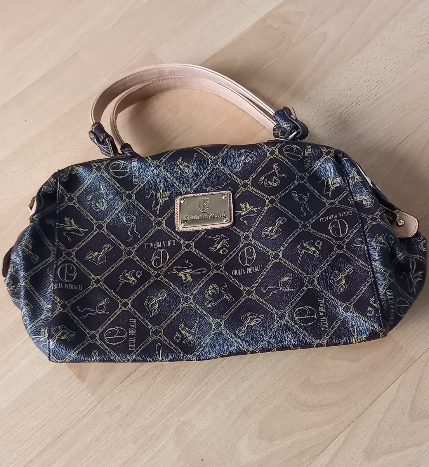 Handtas Giulla Pieralli, Handtassen en Accessoires, Ophalen of Verzenden, Zo goed als nieuw, Handtas