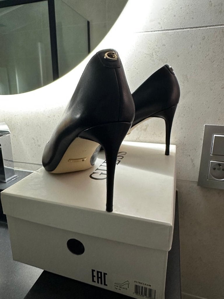 Hakken maat 44 Guess, Kleding | Dames, Pumps, Guess, Zwart, Ophalen of Verzenden