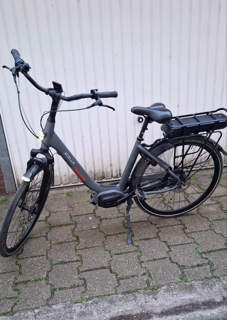 Elektrische fiets Stella, maat 50, slechts 1700 km rijden, Fietsen en Brommers, Zo goed als nieuw, 47 tot 51 cm, 50 km per accu of meer