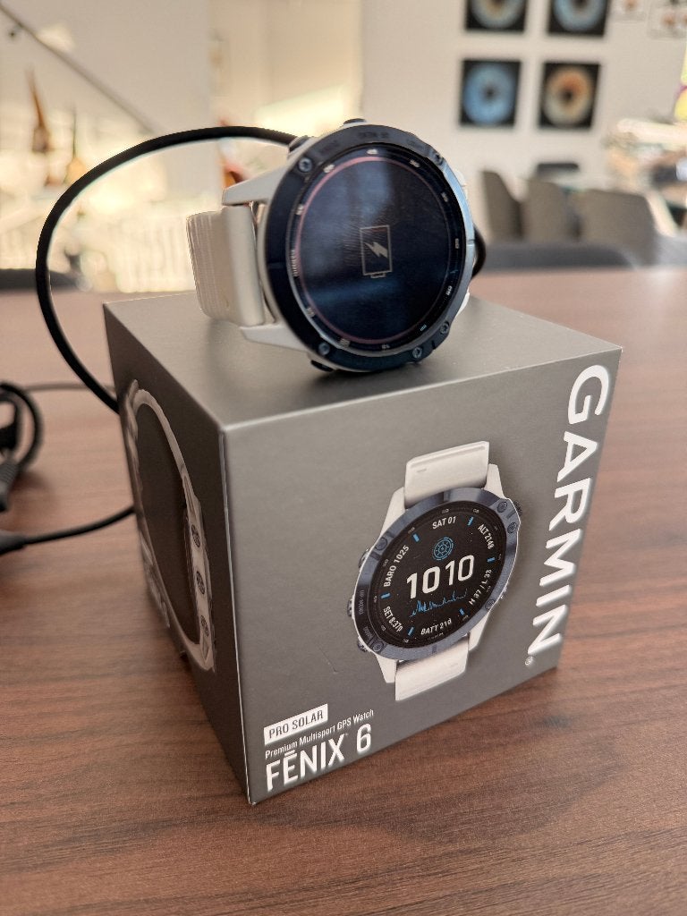 montre Garmin Fenix6 Pro Solar, Handtassen en Accessoires, Gebruikt, Stappen, Wit, Garmin