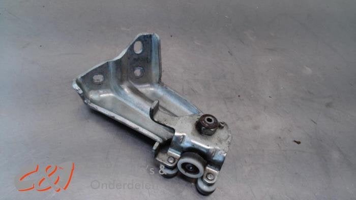 Roulette porte coulissante droite d'un Fiat Ducato, -, 3 mois de garantie, Utilisé, Fiat