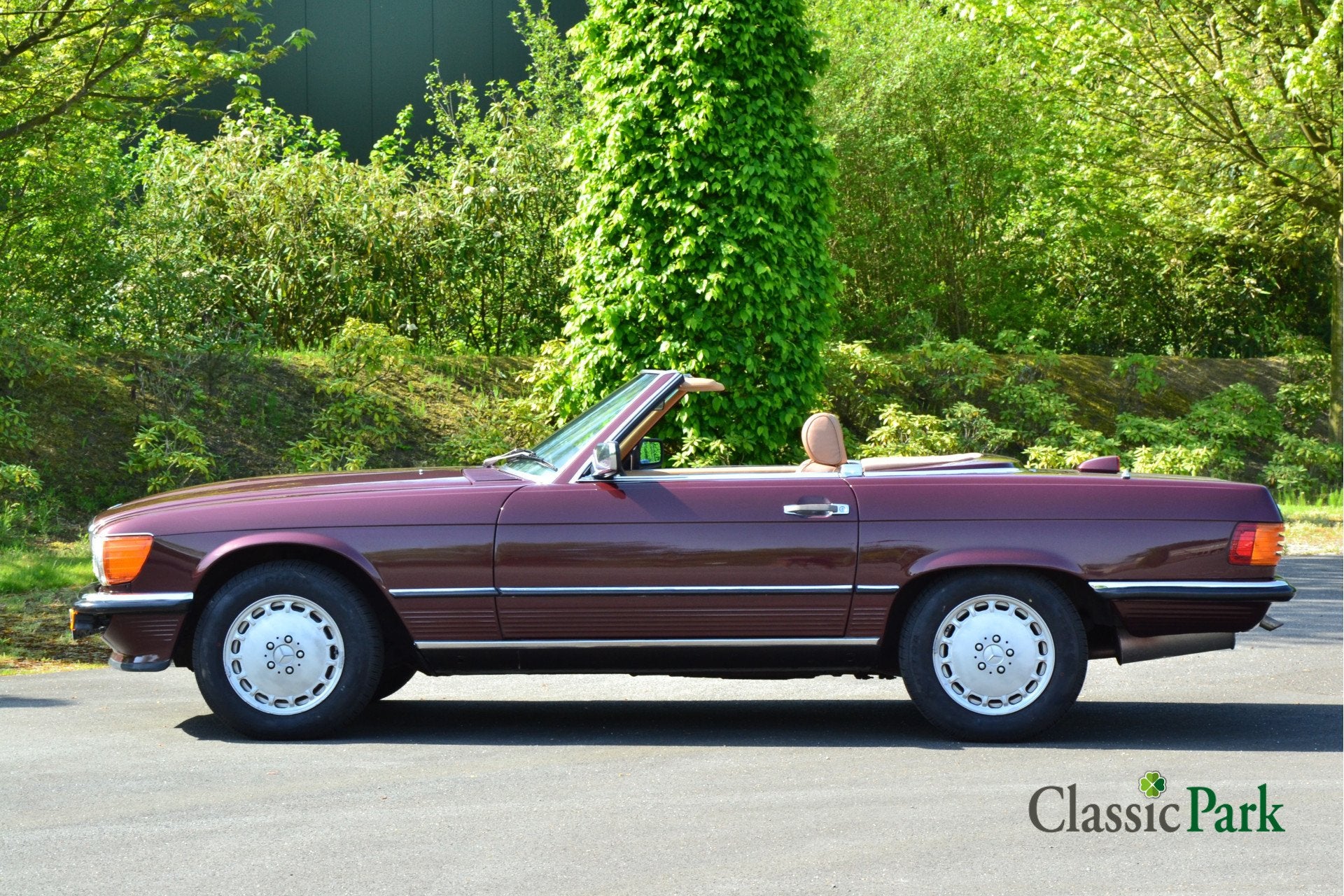Mercedes-Benz 500-serie 560 SL (bj 1987, automaat), Automaat, Achterwielaandrijving, Bedrijf, 2 deurs