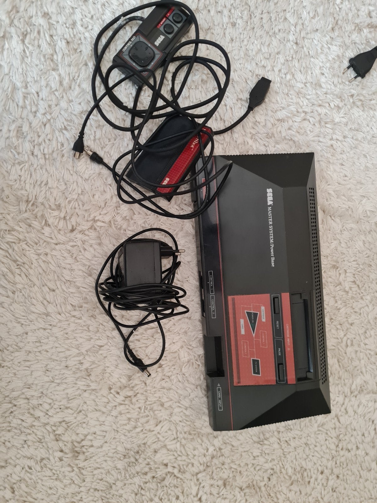 1 console sega master systeme 1 fonctionnelle, Consoles de jeu & Jeux vidéo, Consoles de jeu | Sega, Enlèvement ou Envoi