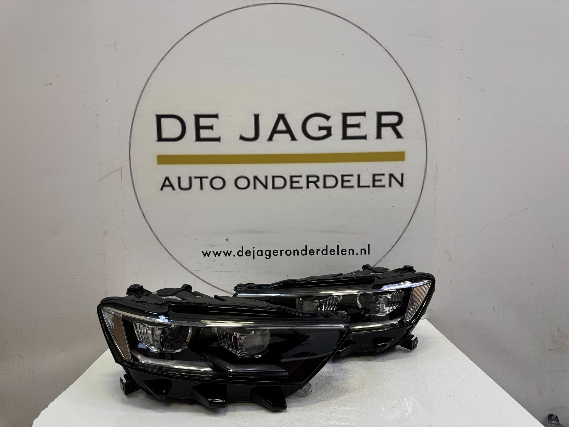 VW T-ROC TROC T ROC VOL LED KOPLAMP RECHTS 2GA941036P, Gebruikt, Volkswagen, Volkswagen AG, Vw@volkswagen.de