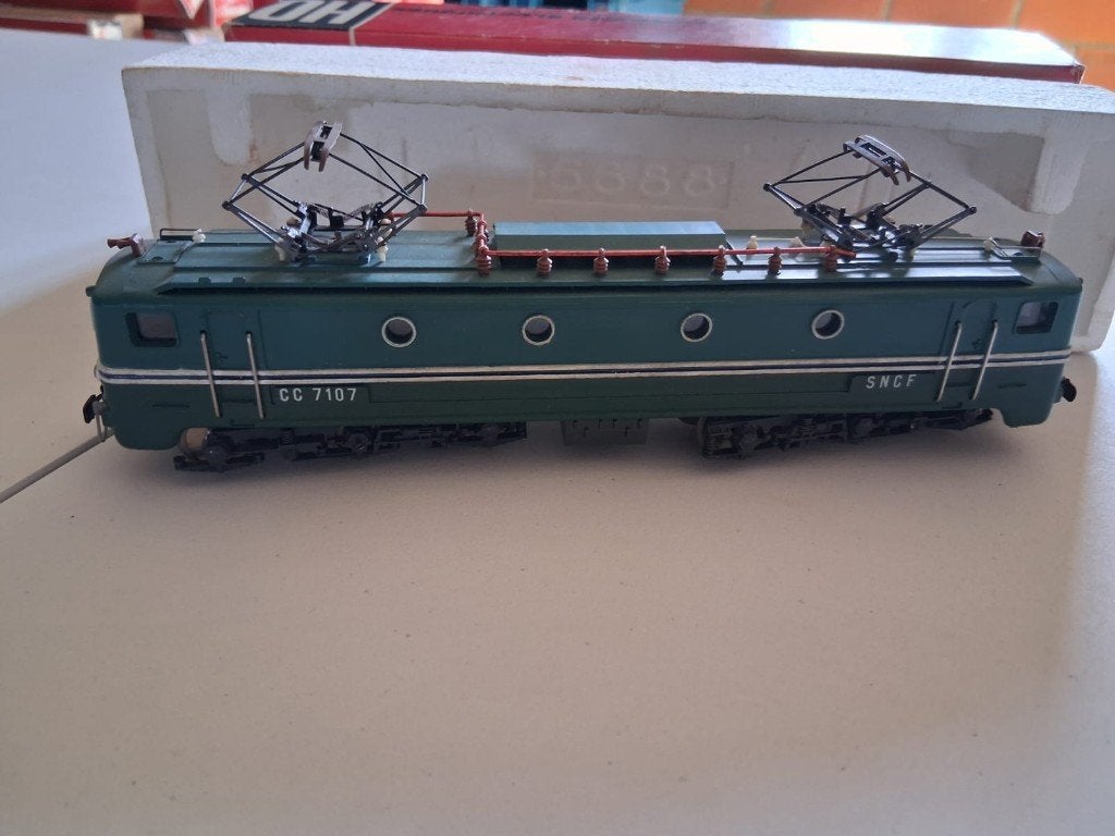 Locomotive SNCF 92 Jouef 8445 CC 7107, Analogique, Jouef, Comme neuf, Courant continu
