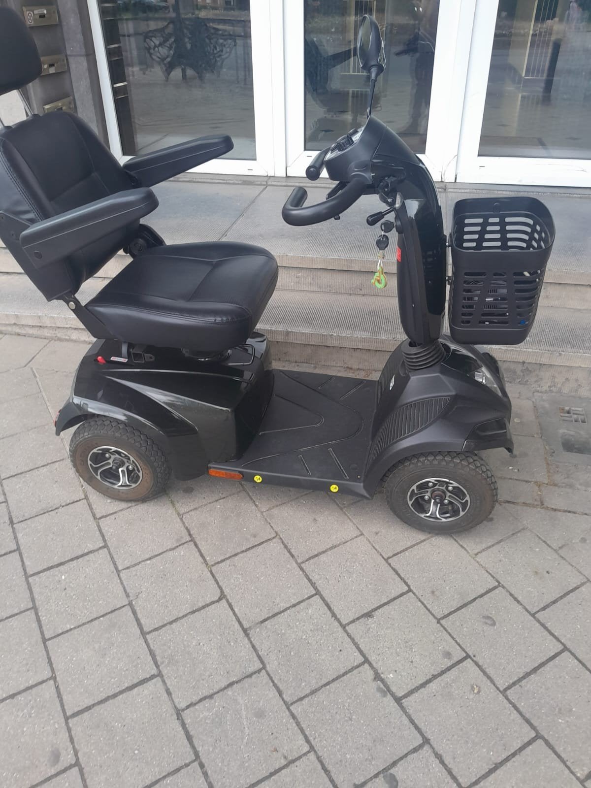 chaise roulante électrique St4d Ltd nieuw neuf mobilité pmr, Enlèvement ou Envoi