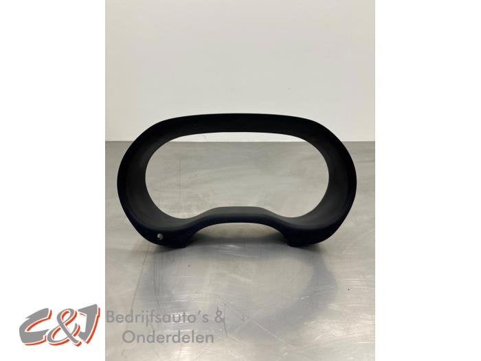 Kilometerteller sierlijst van een Mercedes Vito, Gebruikt, -, Ophalen of Verzenden, -