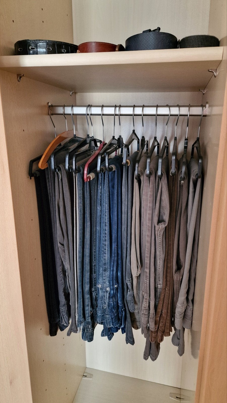 15 broeken en 7 riemen (heren), Kleding | Heren, Ophalen, Zo goed als nieuw, Maat 46 (S) of kleiner