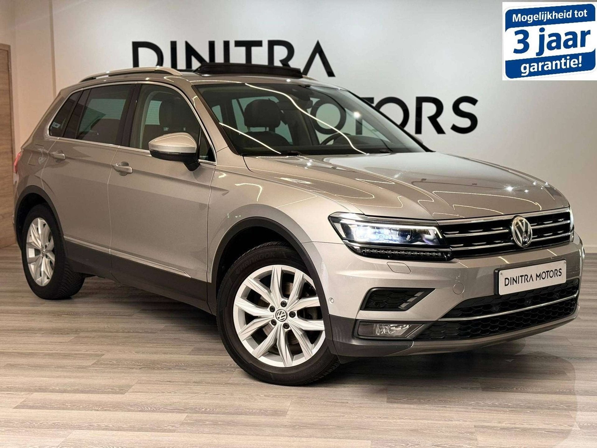 Volkswagen Tiguan 2.0 TDi Highline - Pano/Carplay/ACC/LED/Me, Gebruikt, 4 cilinders, Adaptive Cruise Control, Bedrijf