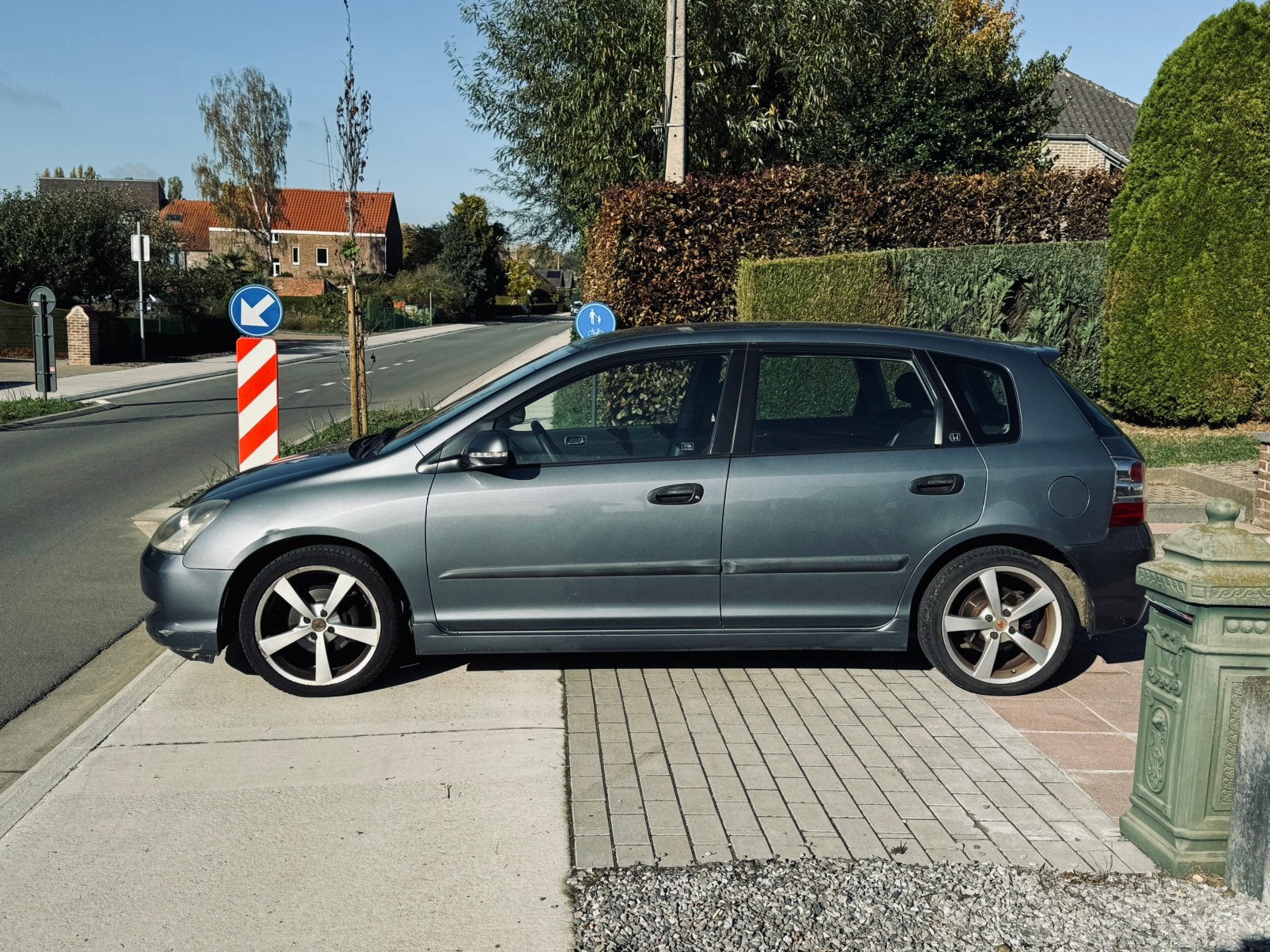Honda Civic 1.6 benzine, airco, 249.000 km, 09.2006., Auto's, Voorwielaandrijving, Dealer onderhouden, Stof, Zwart