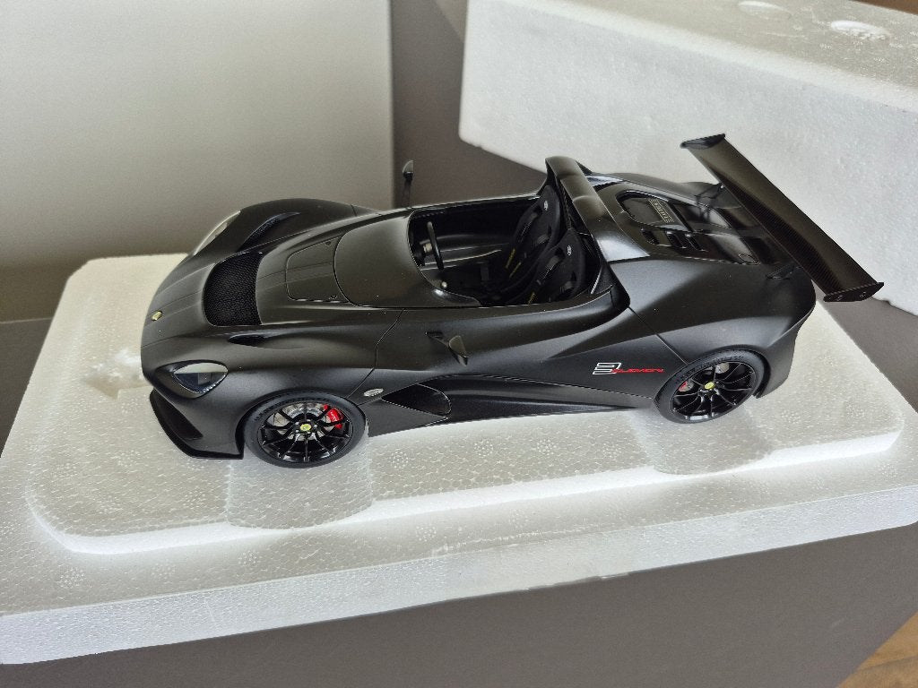 Lotus 3 eleven 1/18 autoart, Enlèvement ou Envoi, Comme neuf, Voiture, Autoart