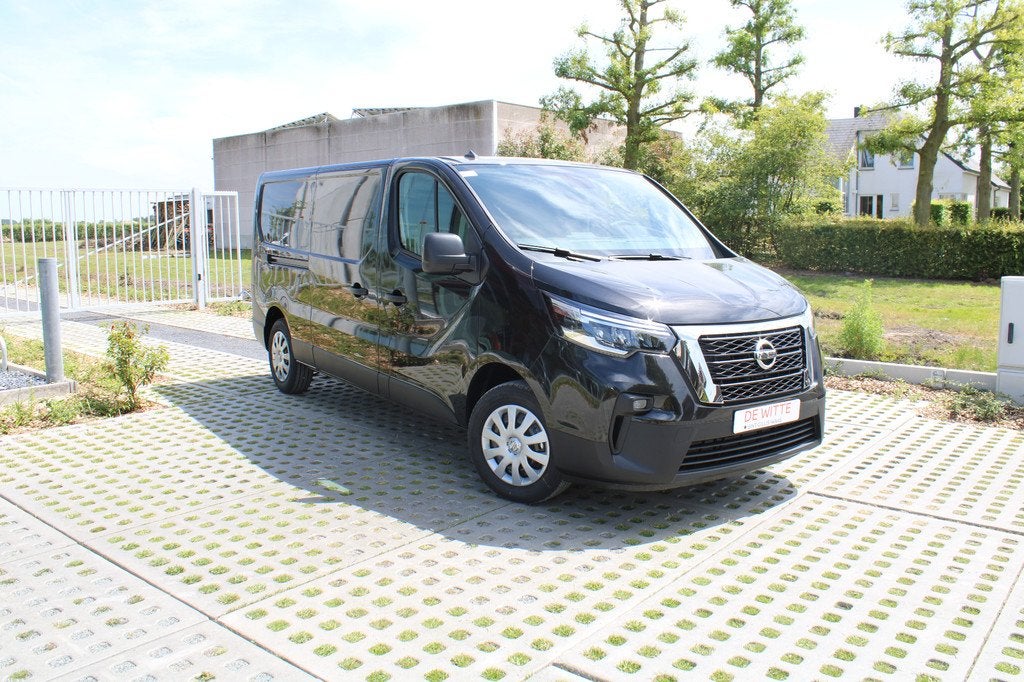 Nissan Primastar Van L1H1 150pk DCT N-Connecta + Cargo Pack, Auto's, Bestelwagens en Lichte vracht, Bedrijf, Te koop, Achteruitrijcamera