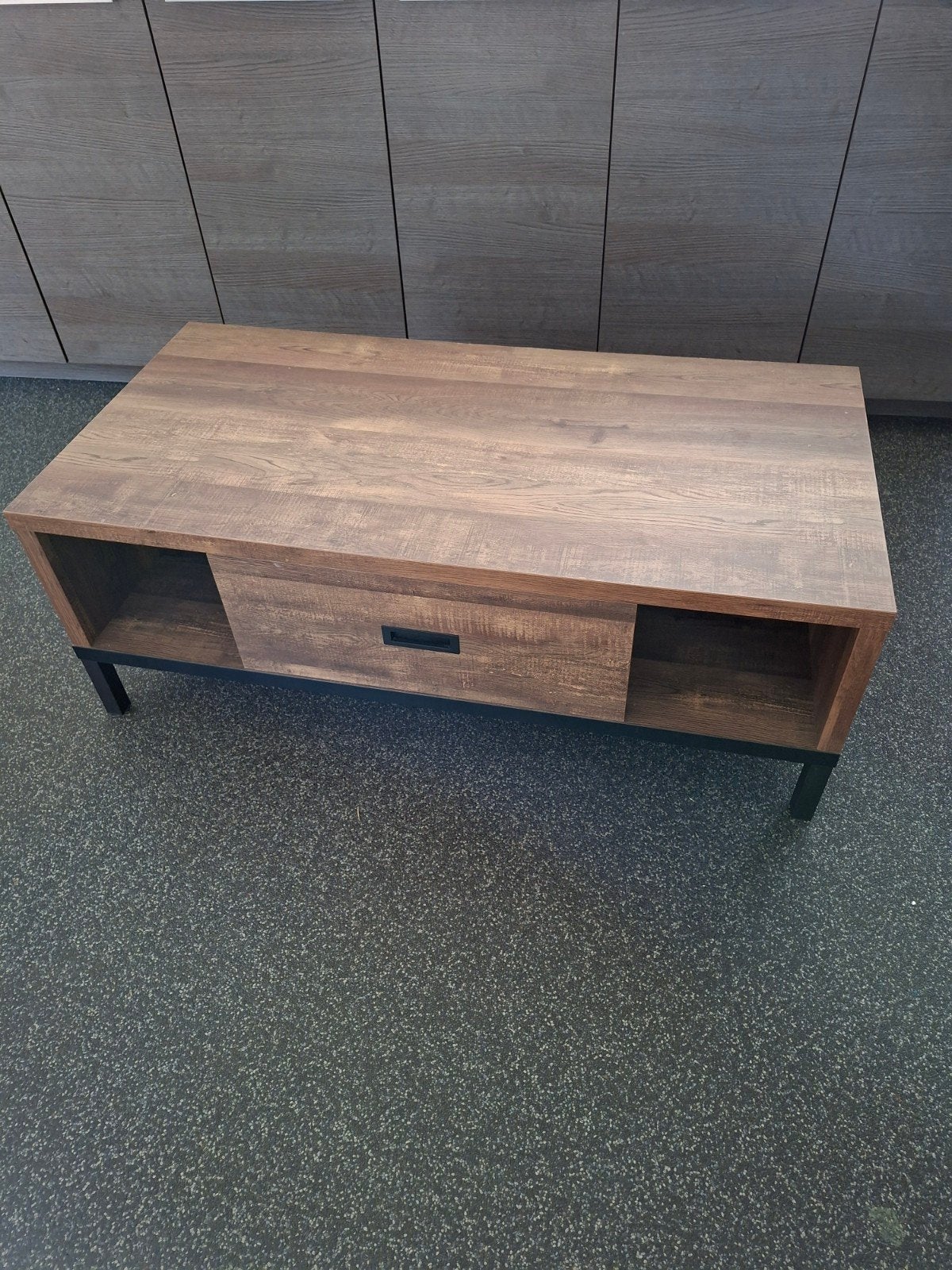 Salontafel, Ophalen