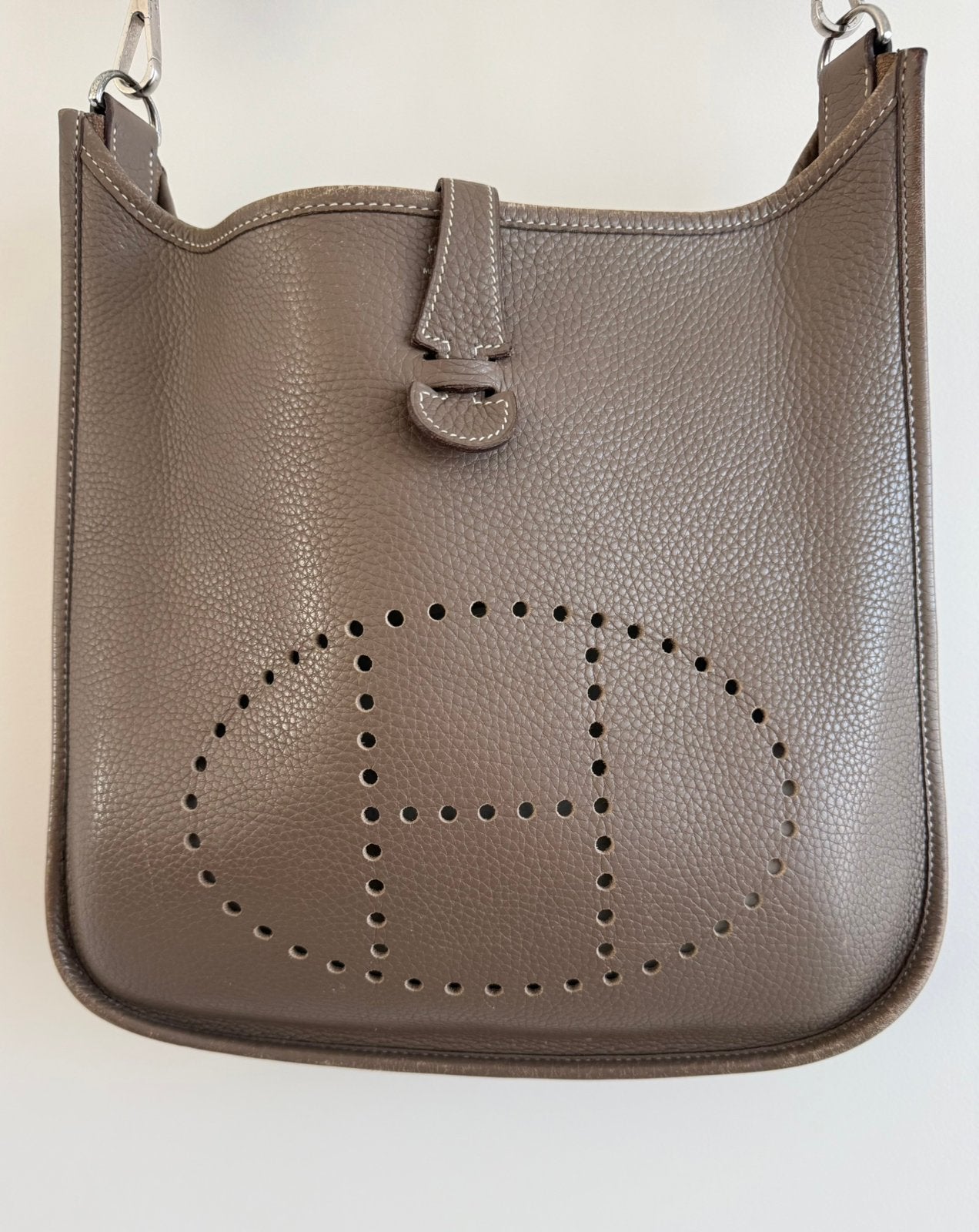 Hermes Evelyne 29 Etoupe clemence leder, Handtassen en Accessoires, Tassen | Damestassen, Ophalen, Zo goed als nieuw