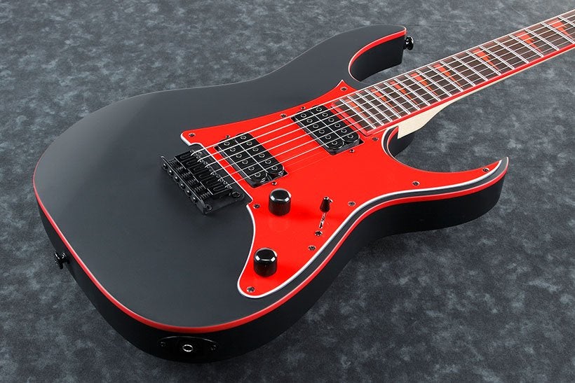 Ibanez GRG131DX-BKF Black Flat - En parfait état !, Musique & Instruments, Enlèvement ou Envoi, Comme neuf, Solid body, Ibanez