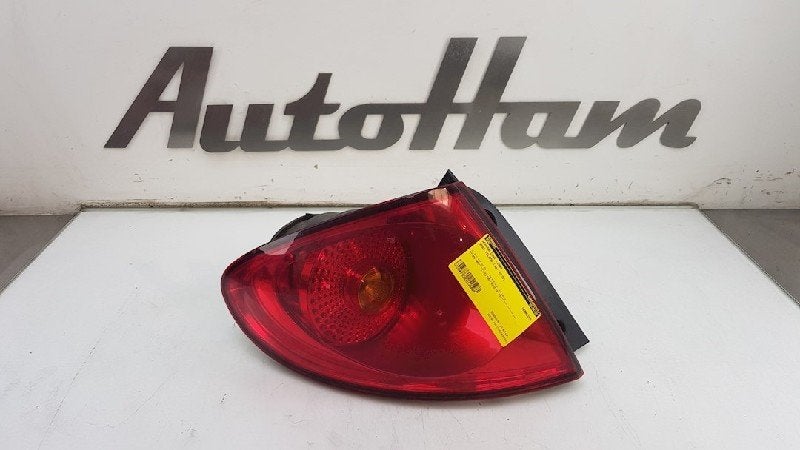 FEU ARRIÈRE GAUCHE Seat Toledo (5P2) (01-2004/12-2010), Utilisé, Seat