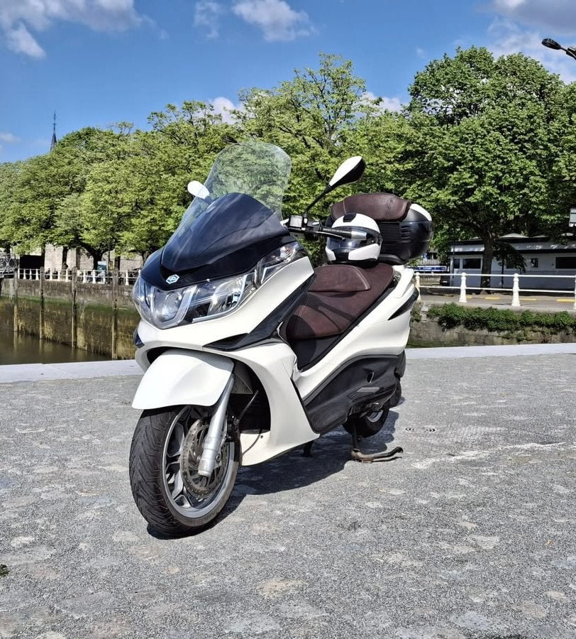 Piaggio X10 exécutif, Motos, Scooter, Occasion, Permis Moto A1 minimum, Particulier