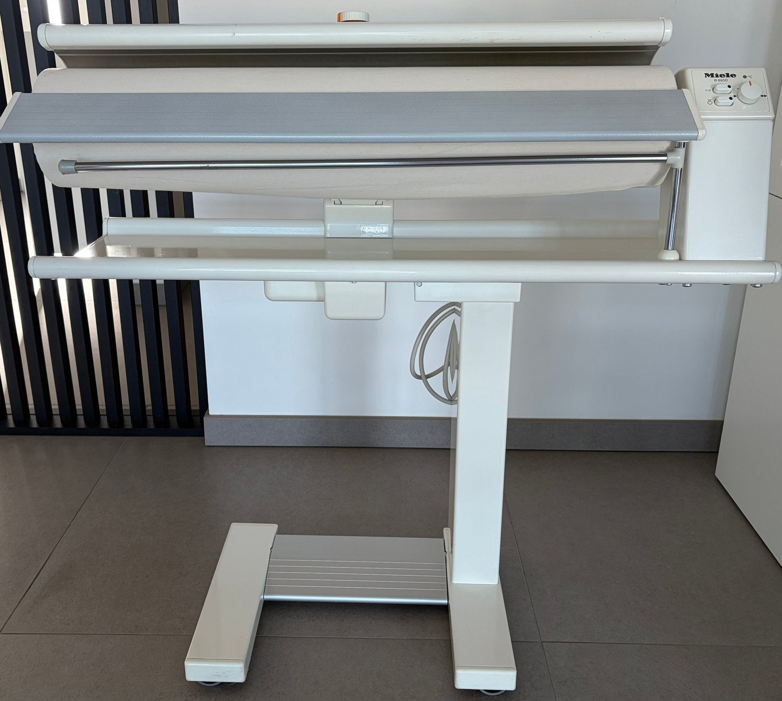Calandreuse Miele 895D, Electroménager, Enlèvement