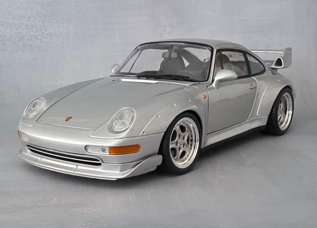 1/18 UT Models - 1997 Porsche 911 (993) GT2, Ophalen of Verzenden, Zo goed als nieuw, Auto, UT Models