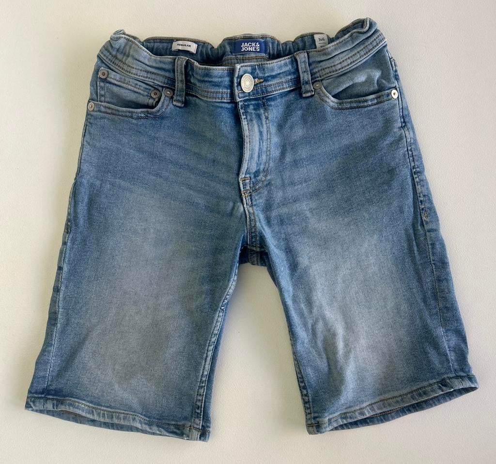 Lichte jeansshort - Jack & Jones - mt 146, Enlèvement ou Envoi, Comme neuf, Garçon, Pantalon
