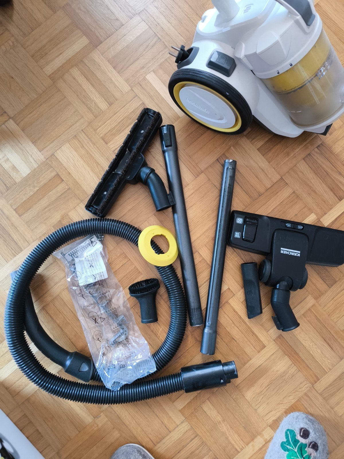 Aspirateur traîneau Karcher, 700W, Ophalen, Gebruikt, Kärcher, Geschikt voor harde vloeren