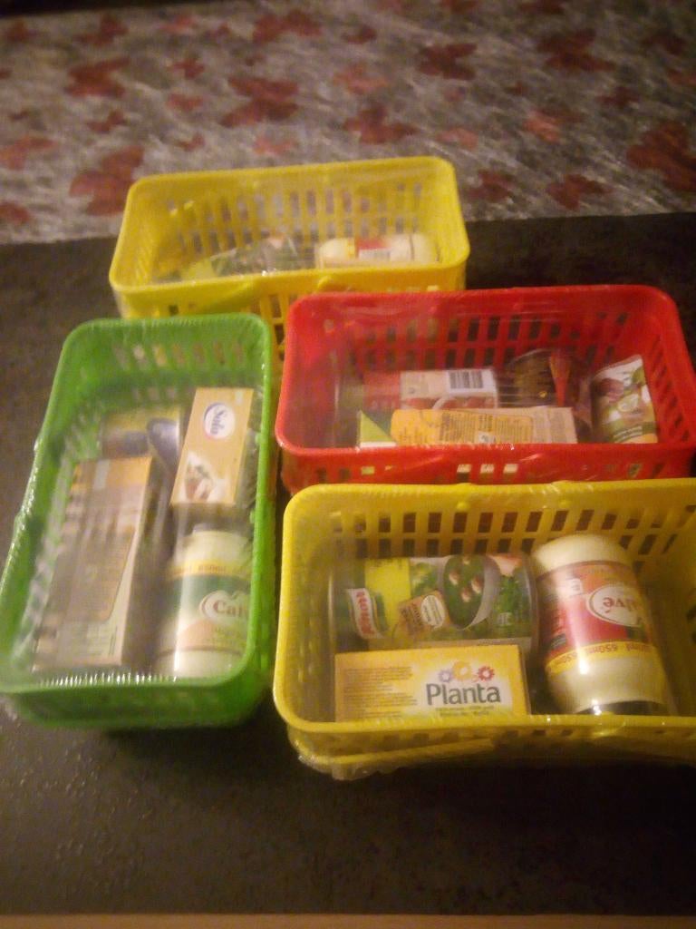 Paniers d'épicerie, Enlèvement