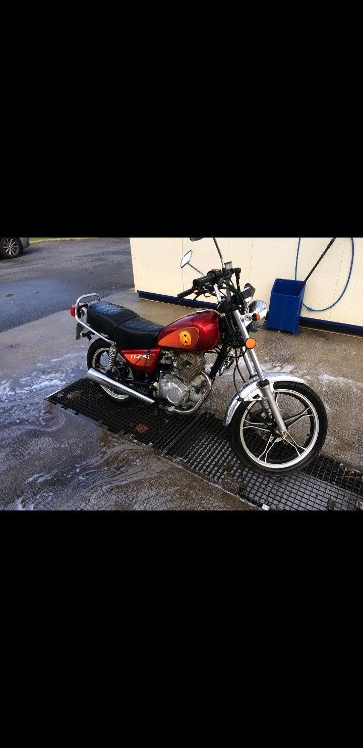 recherche moto adly ft125cc, Motos, Occasion, Chopper, Particulier, 1 cylindre