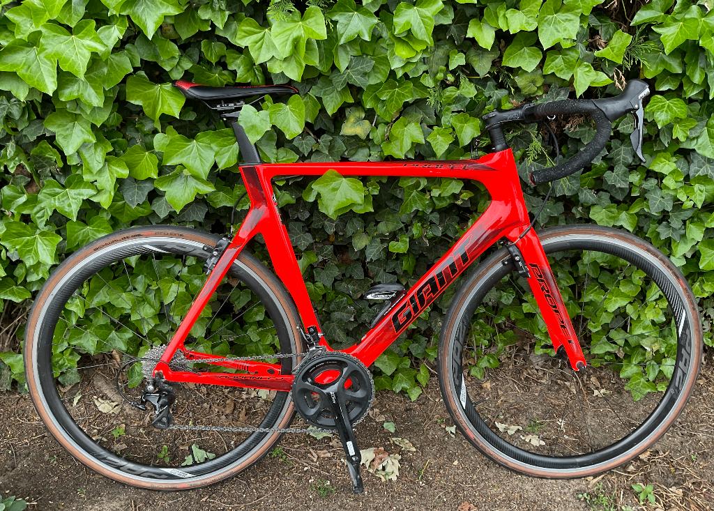 Racefiets, 28 inch, Carbon, Zo goed als nieuw, 15 tot 20 versnellingen