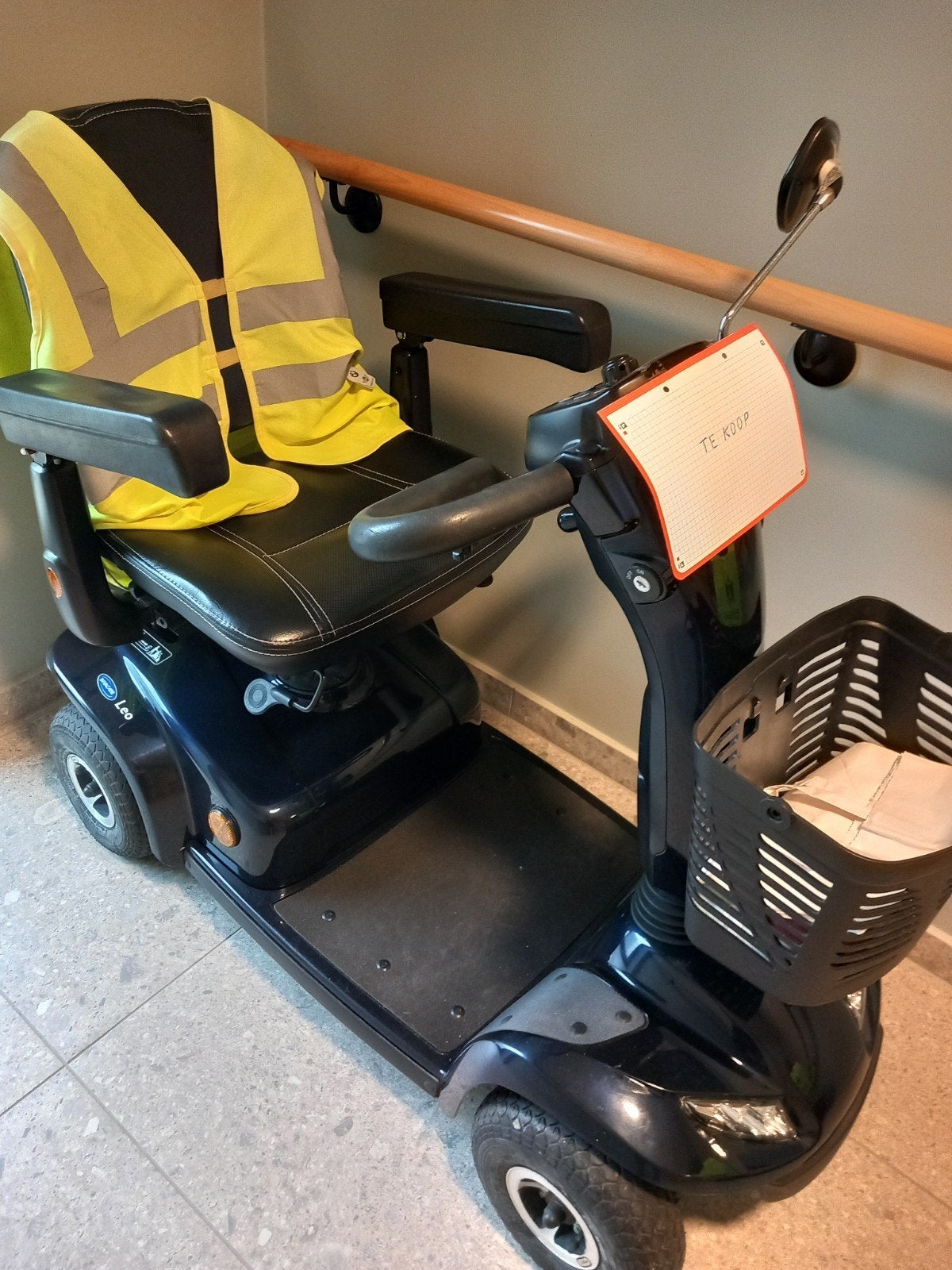 SCOOTMOBIEL Leo donker blauw, Divers, Enlèvement, Comme neuf, 10 km/h ou moins