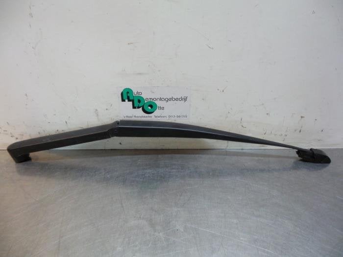 Bras essuie-glace avant d'un Subaru Legacy (Legacy 04-), Subaru, -, Utilisé, -