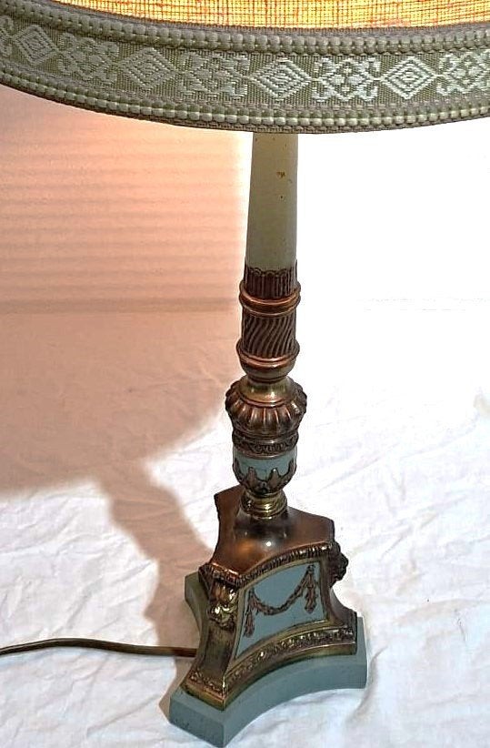 lampe de table néoclassique bleu-vert et laiton. 60/70, Enlèvement ou Envoi