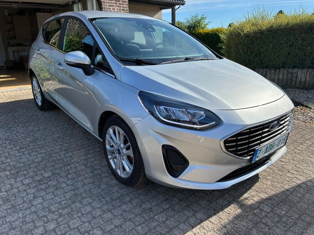 Fiesta 1.0 EcoBoost mild hybrid Titanium, 2022, 72.000km, Autos, Ford, Argent ou Gris, Achat, 998 cm³, Noir