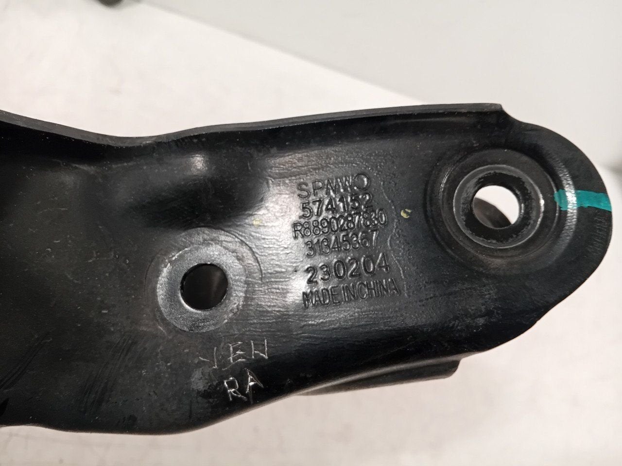 Draagarm rechts achter Smart #1, Onderdelen@venauto.nl, Van der Ven Autorecycling B.V., Gebruikt, Ettenseweg 76, 4706 PB Roosendaal, The Netherlands