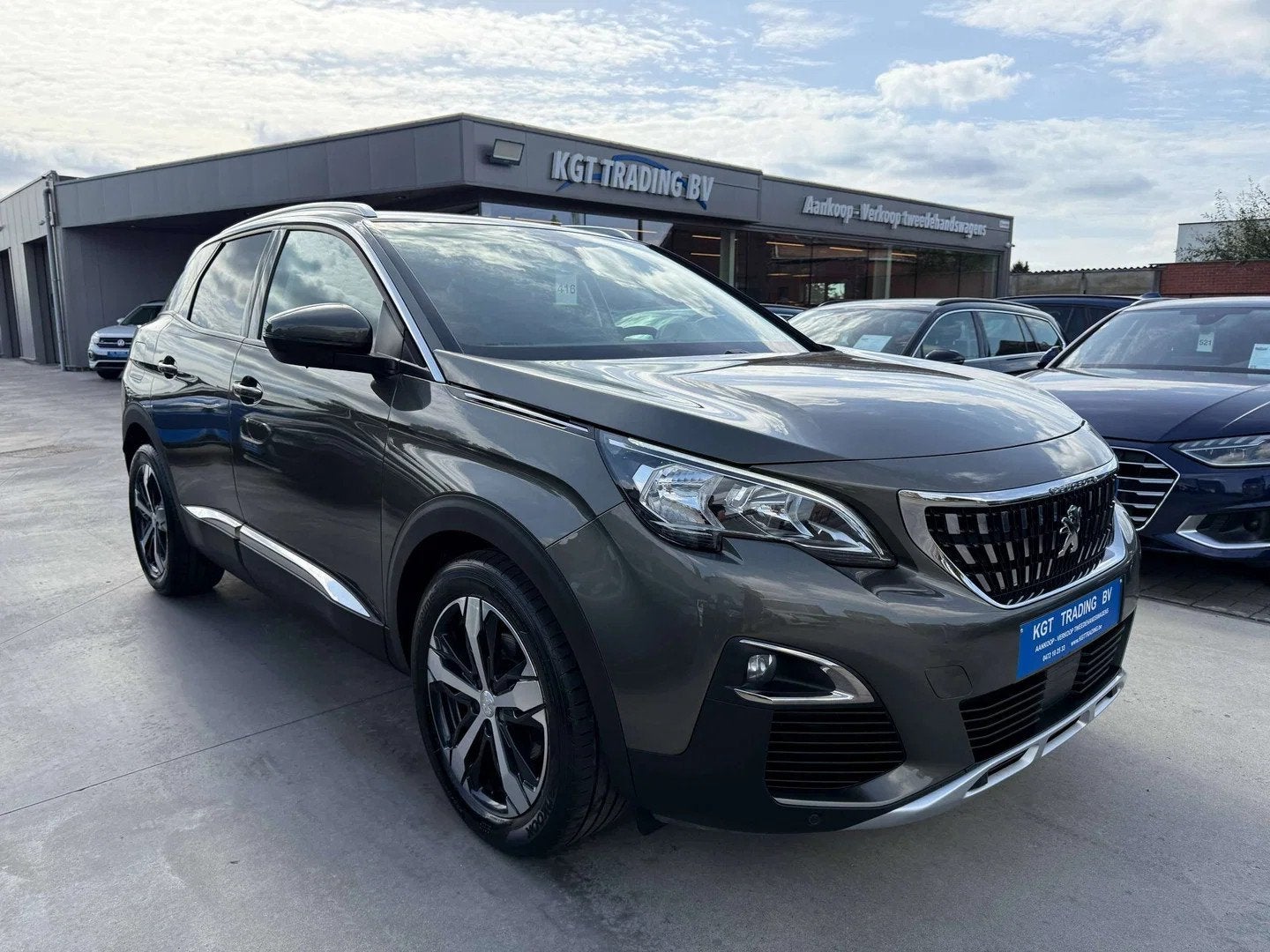 Peugeot 3008 1.2i 130PK ALLURE NAVIGATIE LEDER CARPLAY CAMER, Auto's, 1442 kg, Gebruikt, 1199 cc, 124 g/km