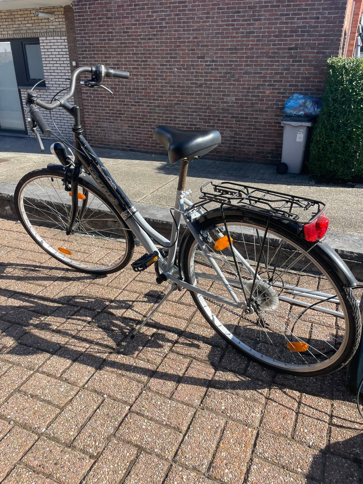 Damesfiets, Ophalen, Gebruikt