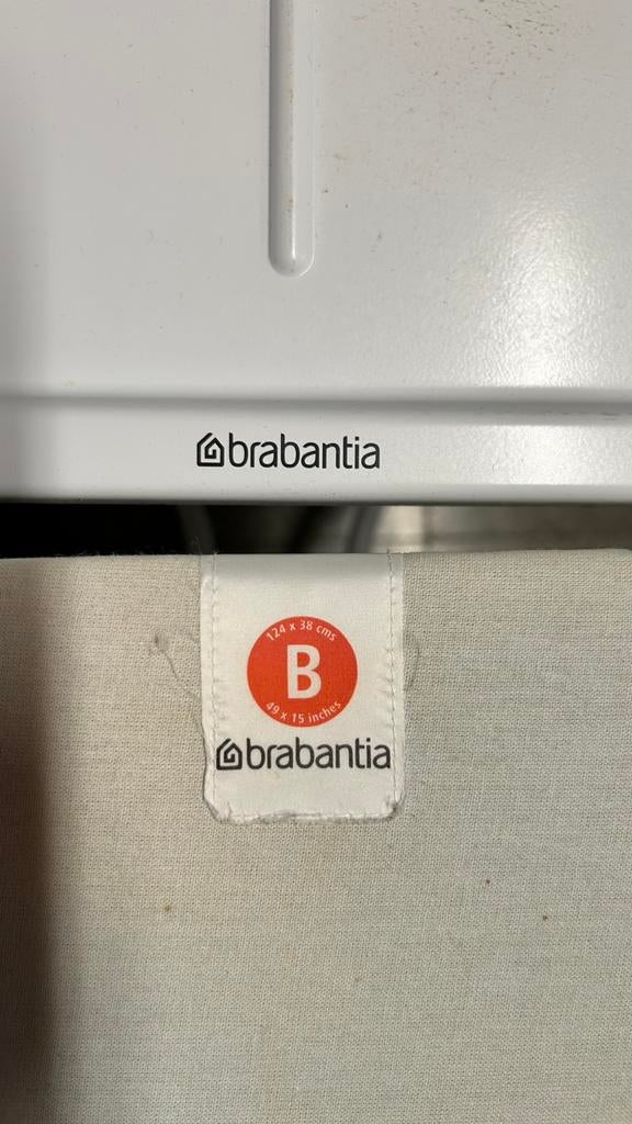 Strijkplank merk: Brabantia, Elektronische apparatuur, Strijkijzers en Strijkplanken, Ophalen, Zo goed als nieuw