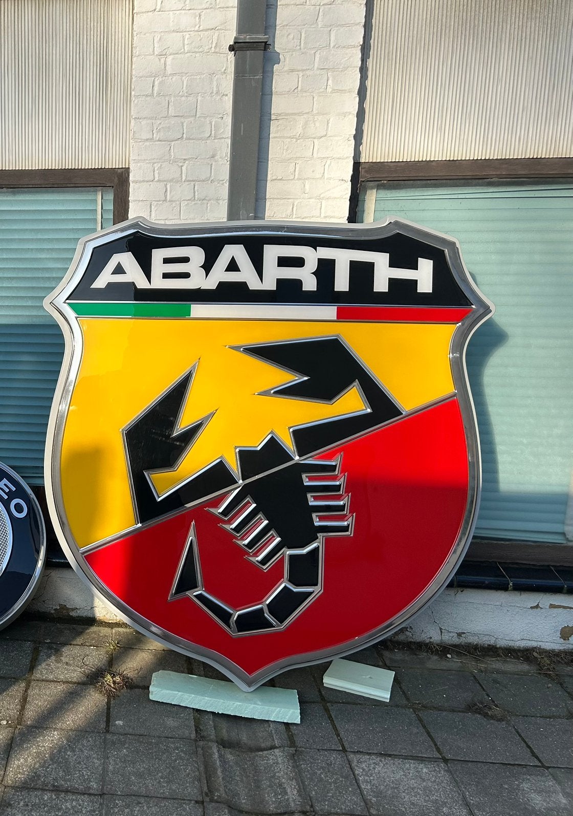 Tres tres belle enseigne lumineuse Abarth 1m80, Enlèvement