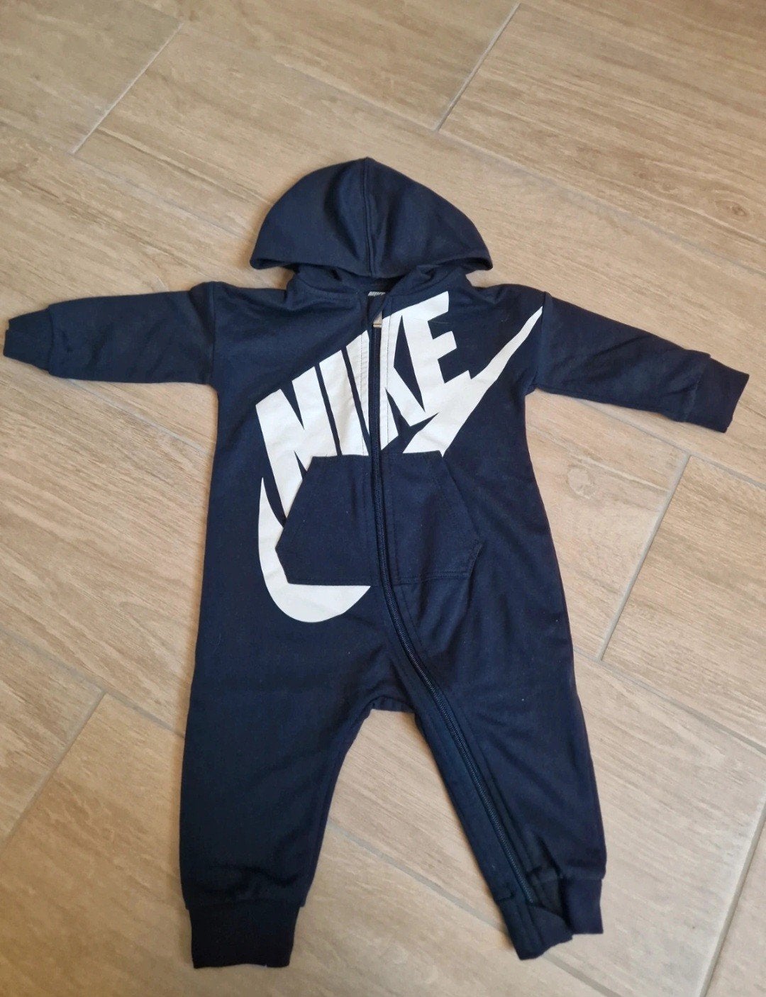nike pakje, Kinderen en Baby's, Babykleding | Maat 74, Ophalen of Verzenden, Pakje